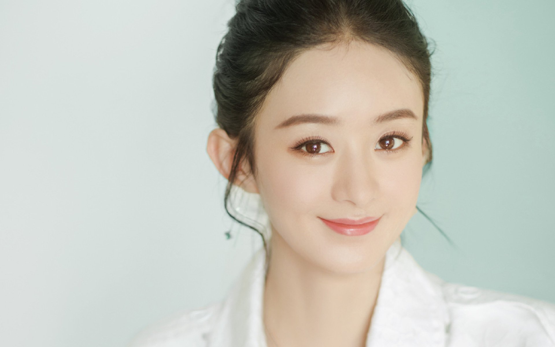 湖人中锋恢复状态出战 精彩表现令人期待，湖人中锋正式离队